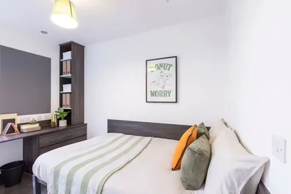 Habitación privada en 5 Clarence St, Shieldfield, Newcastle upon Tyne, NE2 1YL, imagen 1 de 10