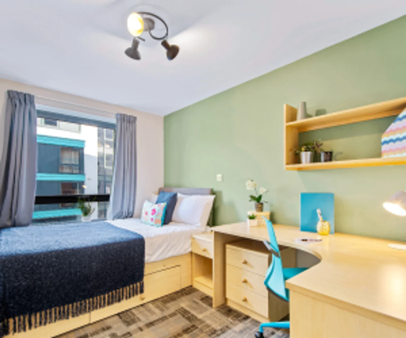 Budget-friendly student room close to campus in 