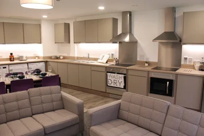 Prywatny pokój w rezydencji Coppergate, 17–18 The Kingsway, Swansea SA1 5JZ, United Kingdom             , obraz 35 38