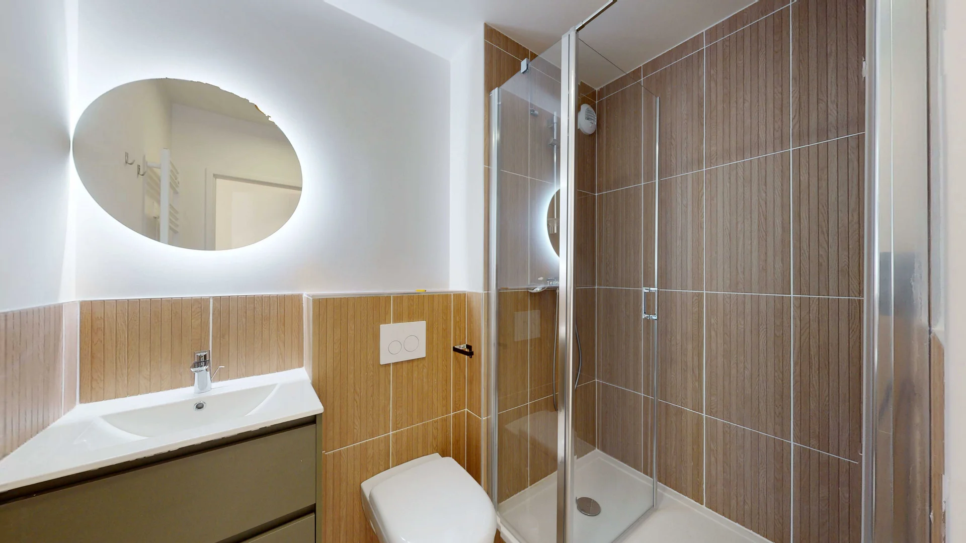 Habitación estudiantil económica con ubicación conveniente en 