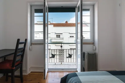 Habitación privada en Rua Lucinda do Carmo, imagen 5 de 31