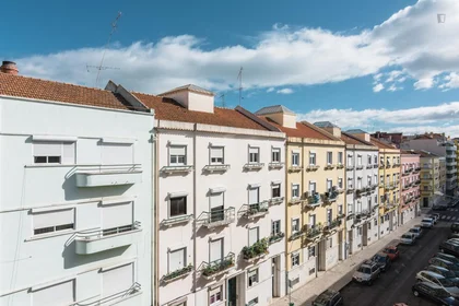 Habitación privada en Rua Lucinda do Carmo, imagen 8 de 31