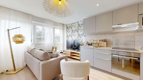 Chambre privée à 2 Rue de Wassy, 44100 Nantes, France, image 17 de 22