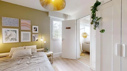 Chambre privée à 2 Rue de Wassy, 44100 Nantes, France, image 5 de 22