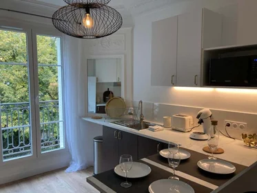 Private room at 27 Rue Dareau, 75014 Paris, France, image 12 of 15