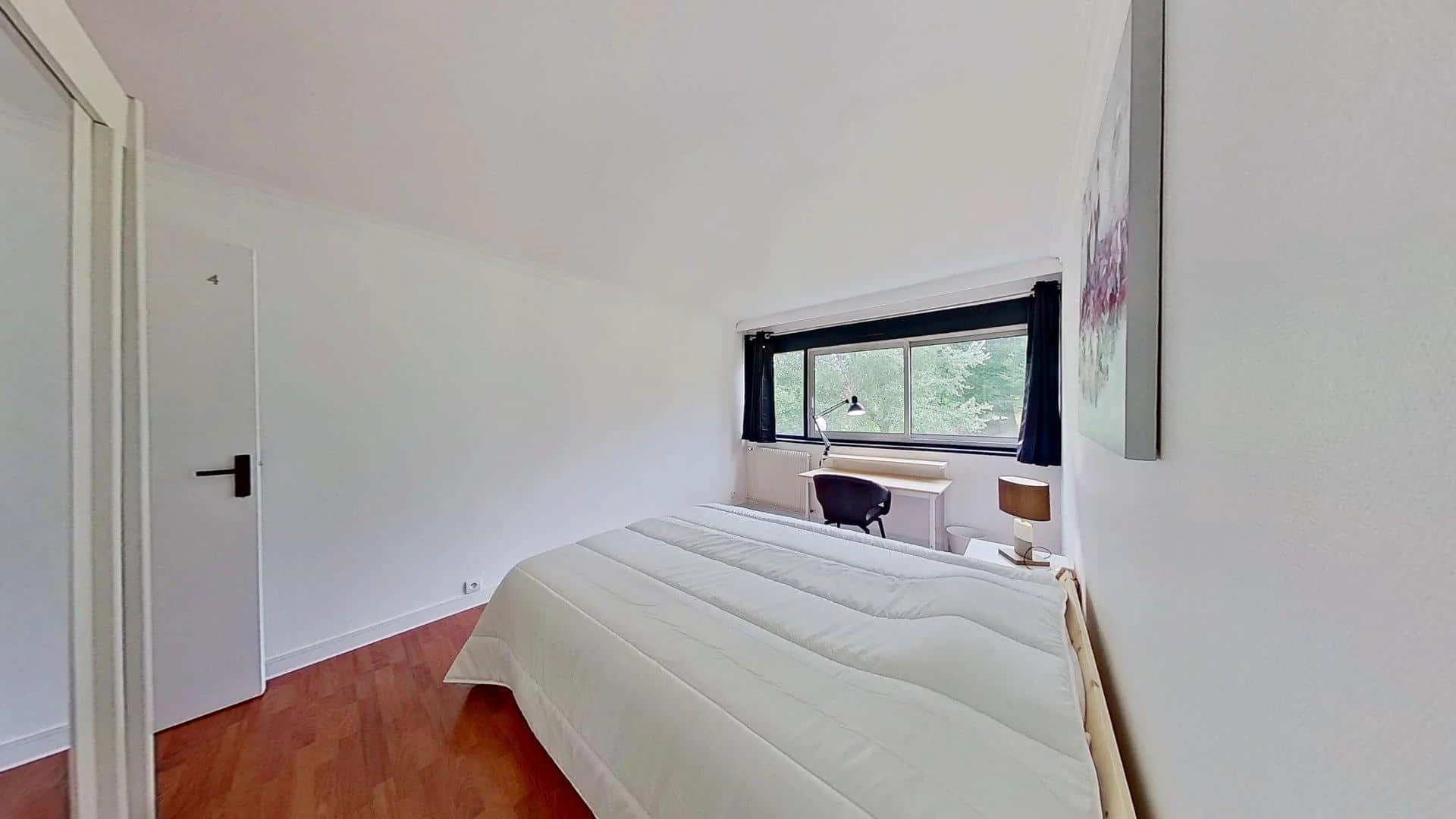 Habitación estudiantil económica con ubicación conveniente en 