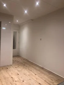 Private room at Ruys de Beerenbrouckstraat, image 6 of 10