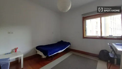 Privatzimmer in der R. Prof. João Cândido de Oliveira, bild 6 von 19