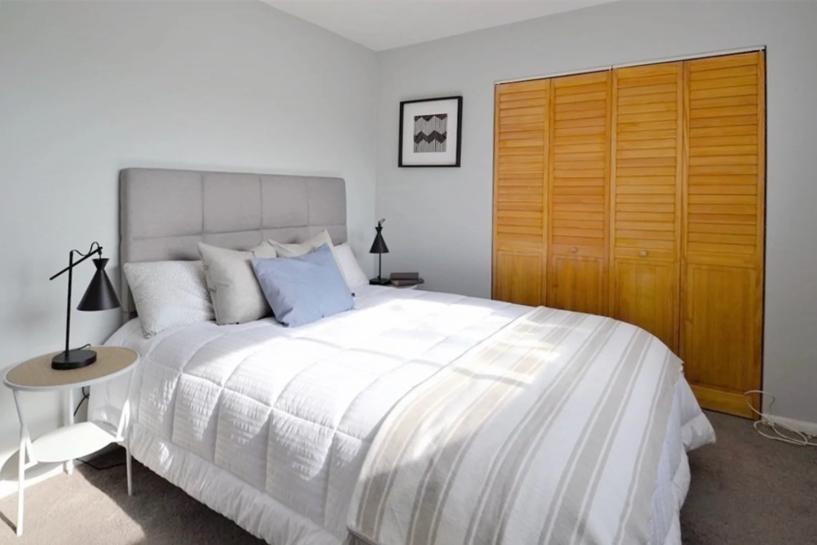 1643, Cambridge St., Unit 77, Harvard Square, Cambridge, MA, 02138