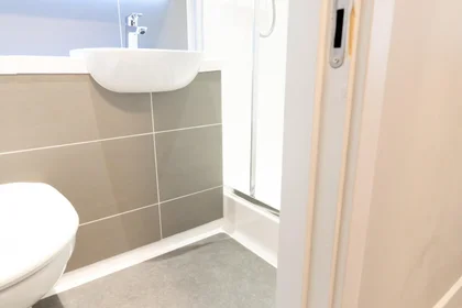 Özel oda Ikamet yerinde konumu 20 Traffic St, Nottingham NG2 1NE, United Kingdom, 7 49 görüntüsü