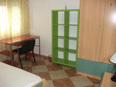 Chambre privée à Camino de Ronda, image 2 de 14