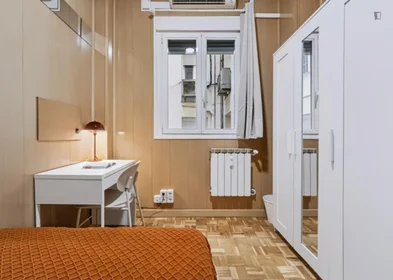 Stanza privata in Calle Velázquez, immagine 4 di 20