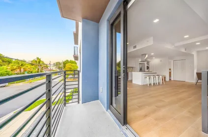 Stanza privata in Southwest 4th Street, immagine 18 di 39