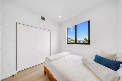 Stanza privata in Southwest 4th Street, immagine 19 di 39