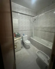 Chambre privée à R. Nossa Sra. da Penha, image 13 de 14