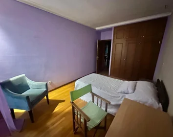 Chambre privée à R. Nossa Sra. da Penha, image 6 de 14