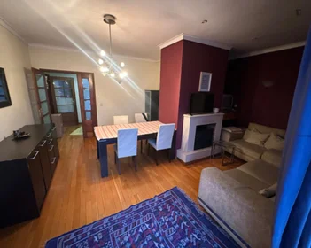 Chambre privée à R. Nossa Sra. da Penha, image 8 de 14