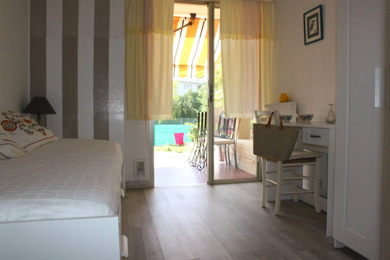 Quarto acolhedor para estudantes disponível em 