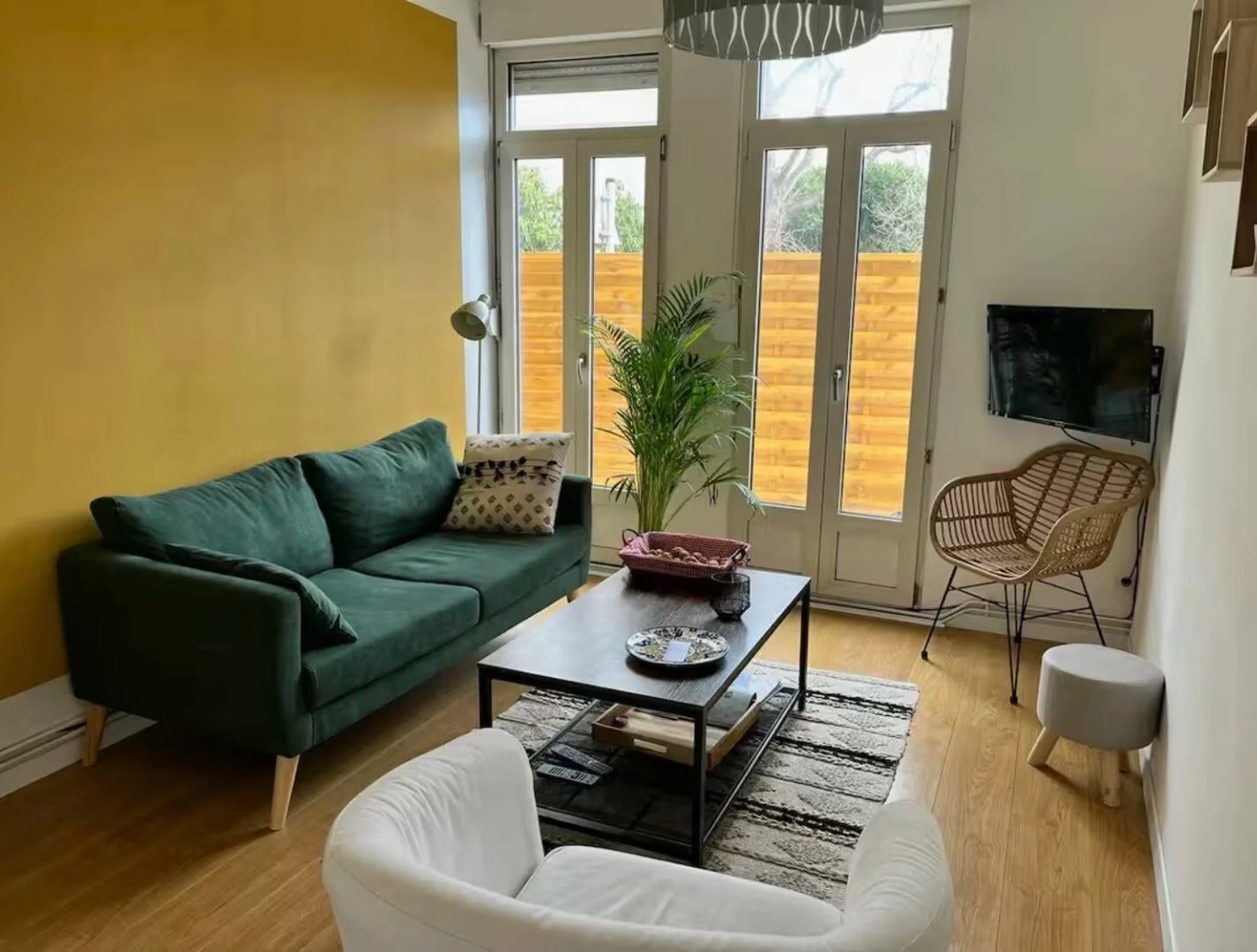 Habitación para estudiantes en  con área de estudio y facilidades compartidas
