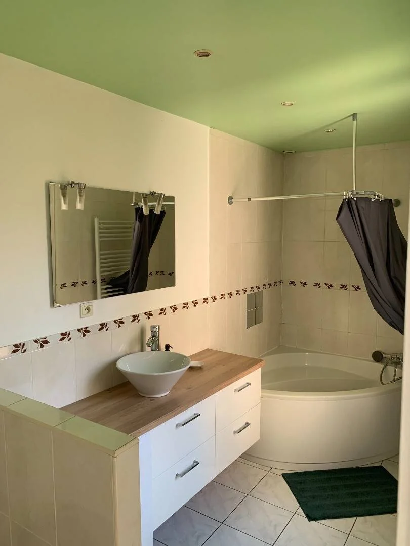 Habitación estudiantil económica con ubicación conveniente en 