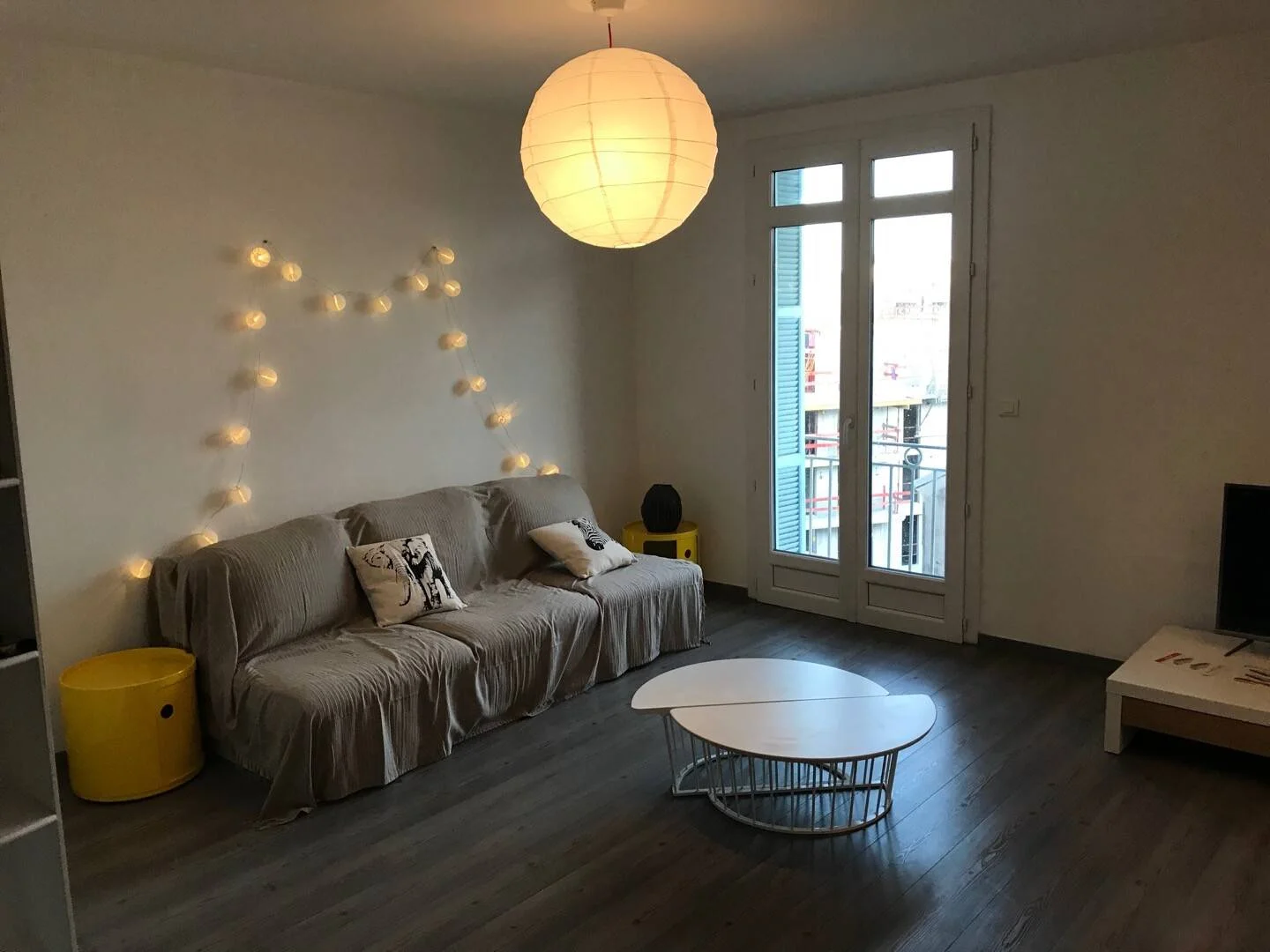 Bright and airy student room with easy university access in 