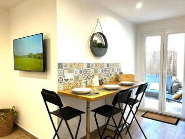 Quarto privado em Antibes, 06600, imagem 1 de 10