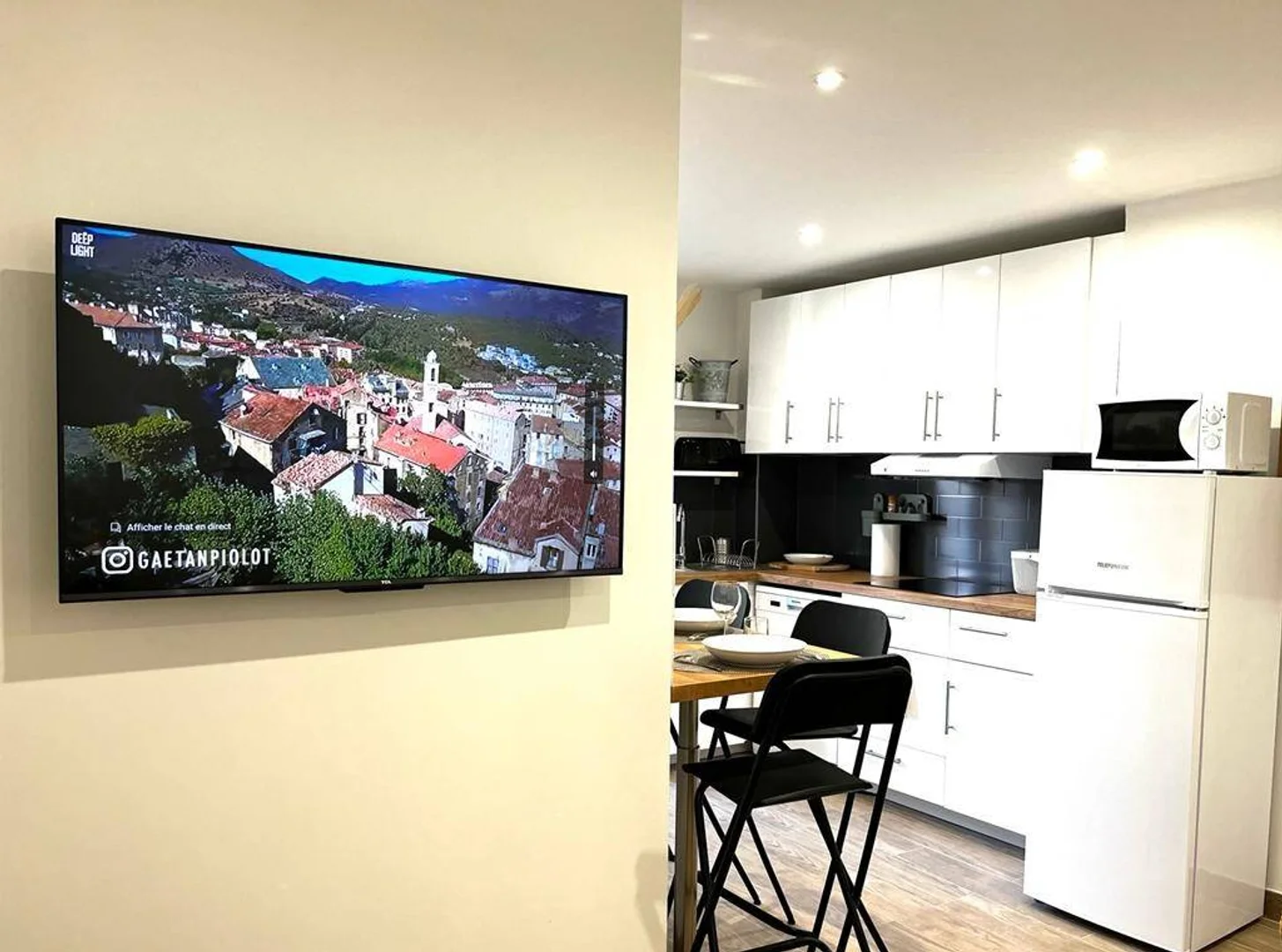Quarto amigo do estudante em  com comodidades modernas