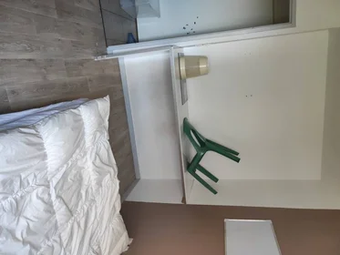 Chambre privée à Pau, 64000, image 1 de 7