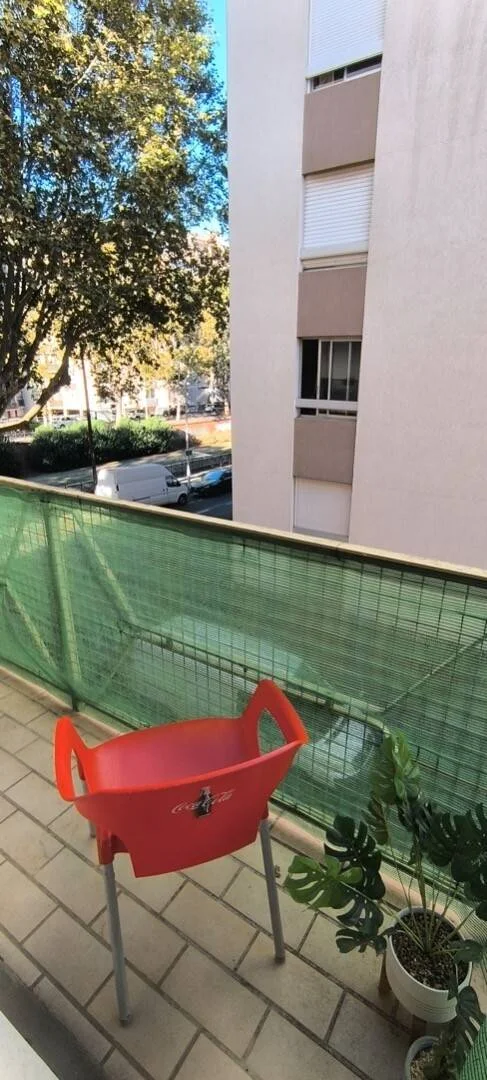 Camera per studenti in  con servizi moderni
