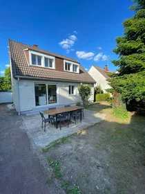 Habitación privada en Noisy-le-grand, 93160, imagen 7 de 18
