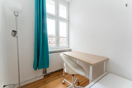 Chambre privée à Boxhagener Str., image 4 de 14