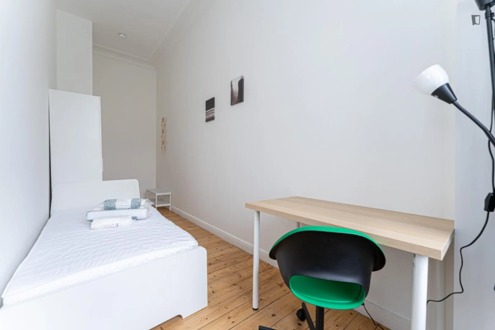 Chambre à louer dans un appartement d'étudiant à , entièrement meublée