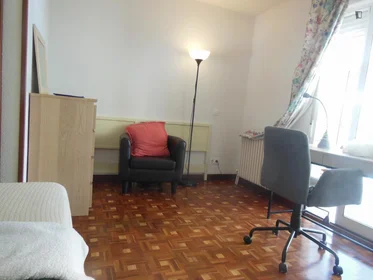 Habitación privada en Calle Nuevo Baztan, imagen 35 de 39