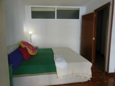 Habitación privada en Calle Nuevo Baztan, imagen 37 de 39