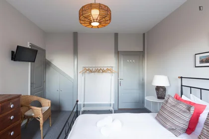 Private room at Rua de Antero de Quental, image 6 of 17