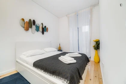 Entire apartment at Rua de Coelho Neto, image 1 of 10