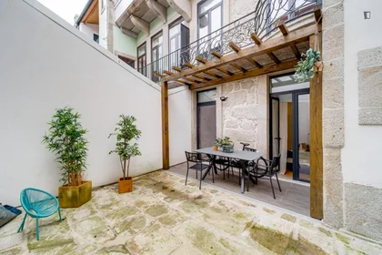 Entire apartment at Rua de Coelho Neto, image 13 of 15
