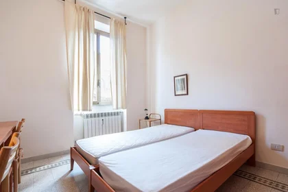 Chambre privée à Via Acireale, image 1 de 10