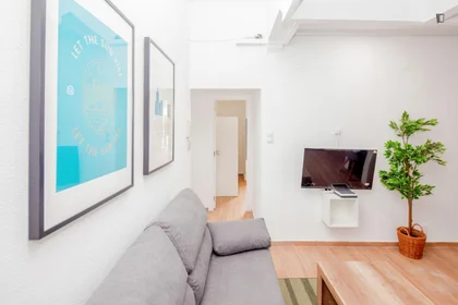 Private room at Carrer de Cadis, image 13 of 23