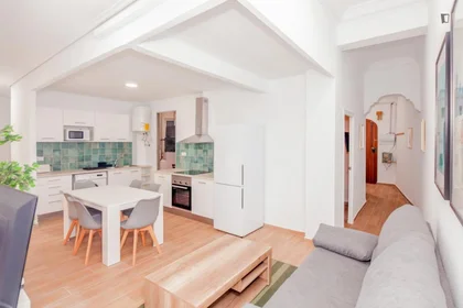 Private room at Carrer de Cadis, image 14 of 23