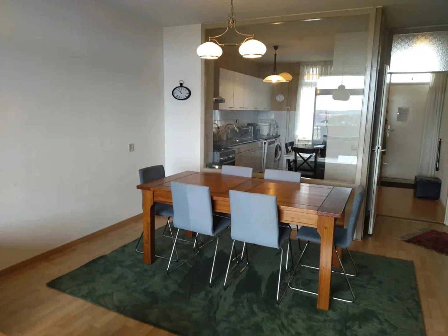 Habitación para estudiantes en  con área de estudio y facilidades compartidas