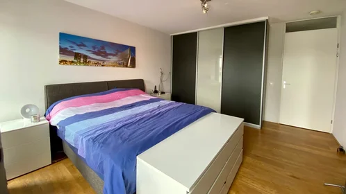 Quarto privado em Maashavenstraat, imagem 1 de 3