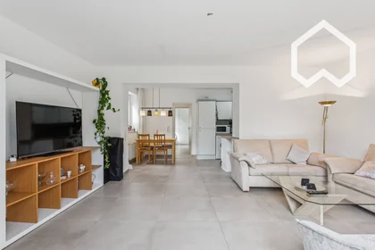 Entire apartment at Durchstraße, image 3 of 15