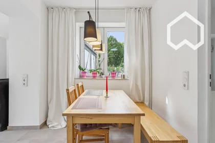 Entire apartment at Durchstraße, image 5 of 15