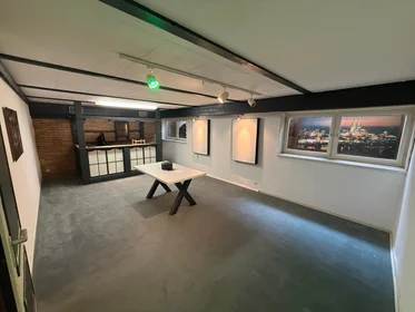 Habitación privada en Max-von-Laue-Straße, imagen 18 de 19