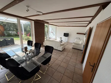 Habitación privada en Max-von-Laue-Straße, imagen 10 de 19