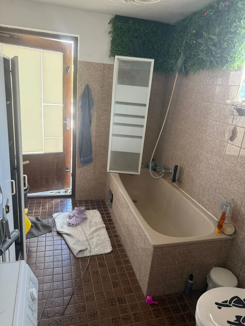 Habitación acogedora para estudiantes disponible en 
