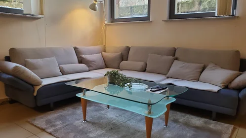 Private room at Neidenburger Straße, image 10 of 18