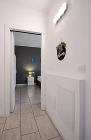 Alojamiento entero en Via Broni, imagen 23 de 30