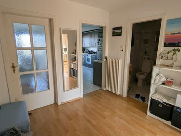 Entire apartment at Brehmstraße, image 11 of 20